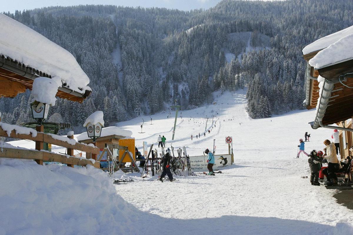Hotel Hubertus Mit Erlebnislandgasthof Reitherwirt Кицбюэль Экстерьер фото