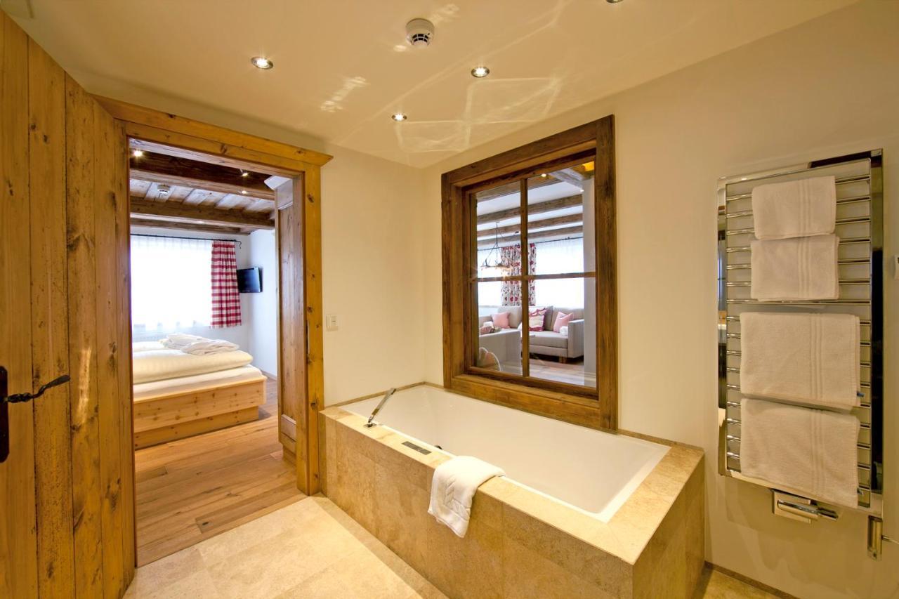 Hotel Hubertus Mit Erlebnislandgasthof Reitherwirt Кицбюэль Экстерьер фото