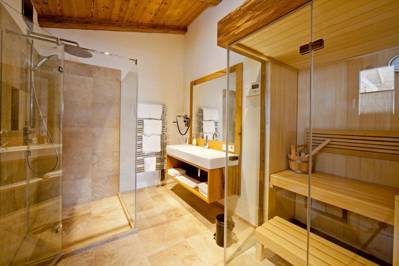 Hotel Hubertus Mit Erlebnislandgasthof Reitherwirt Кицбюэль Экстерьер фото