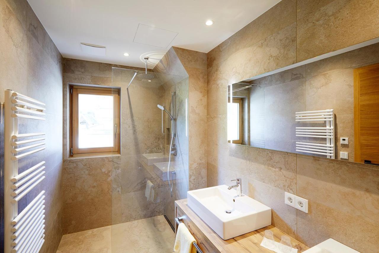 Hotel Hubertus Mit Erlebnislandgasthof Reitherwirt Кицбюэль Экстерьер фото